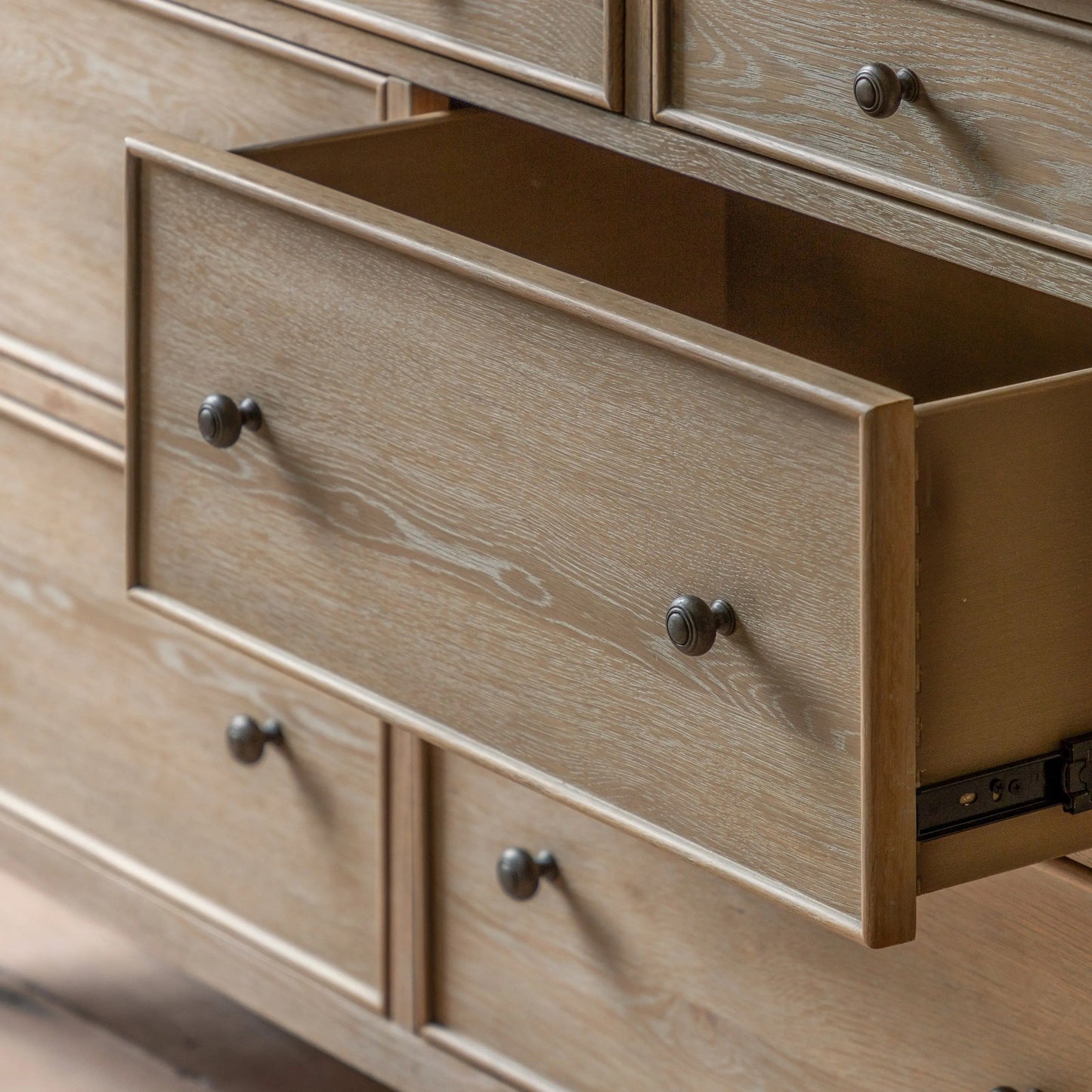 Quincy 7 Drawer Chest