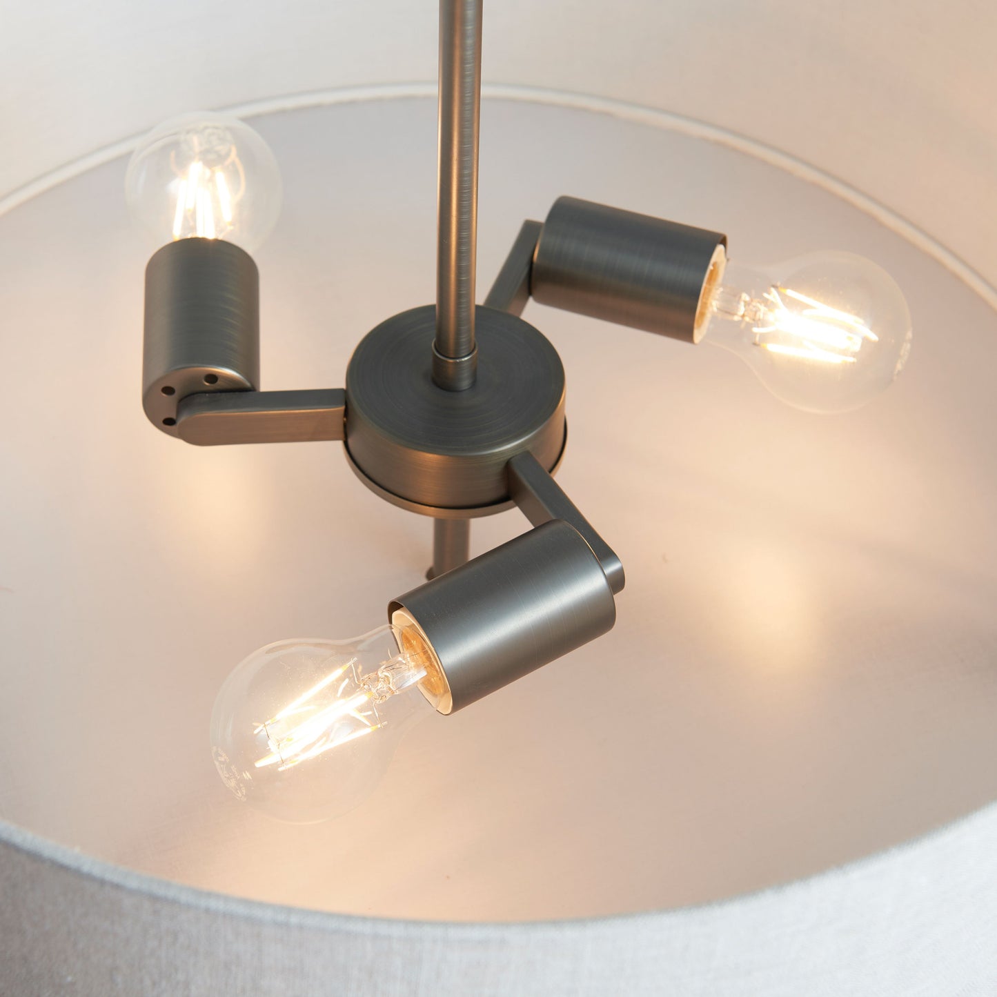 Hayden Pendant Light (Bronze)