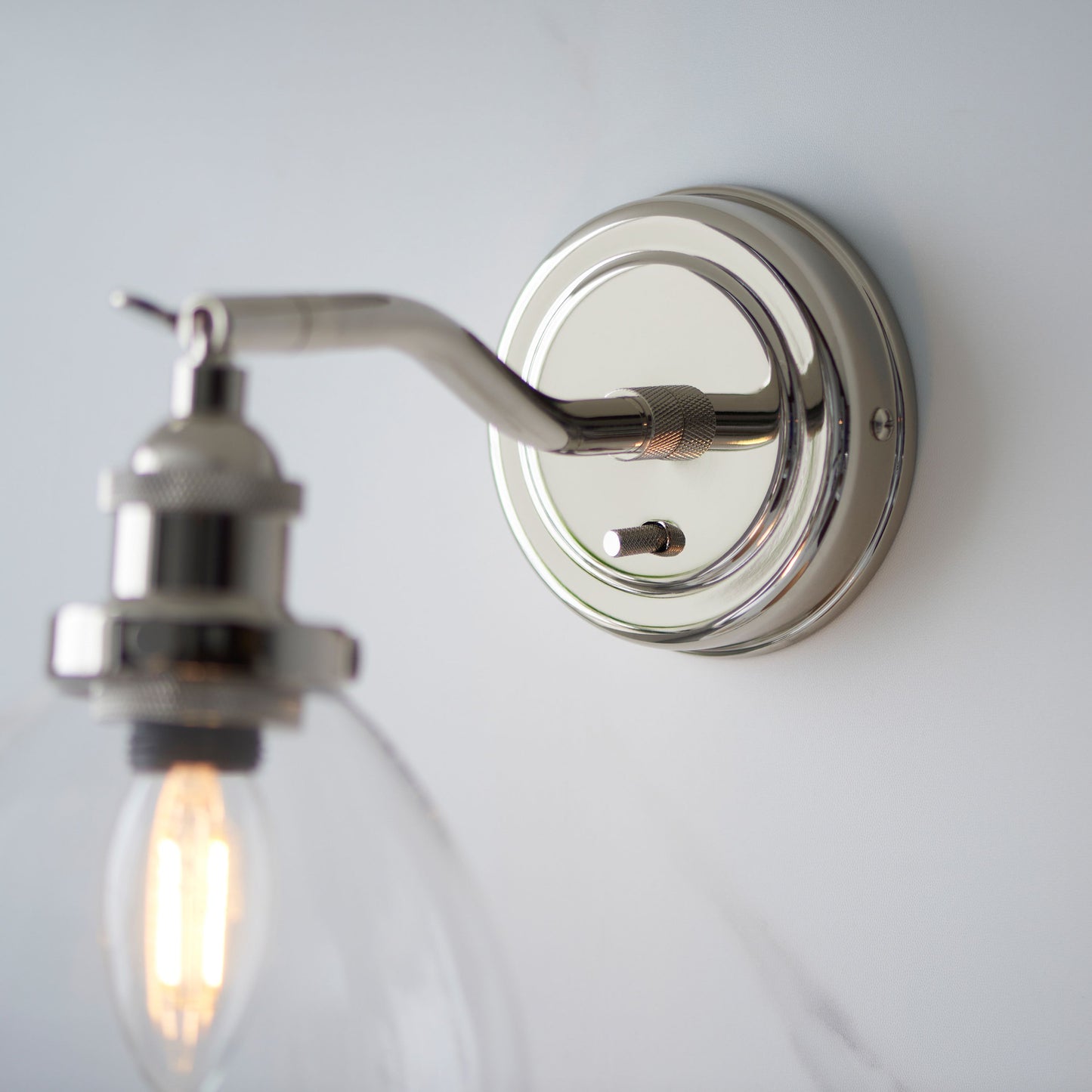 Baxter Wall Light (Bright Nickel)