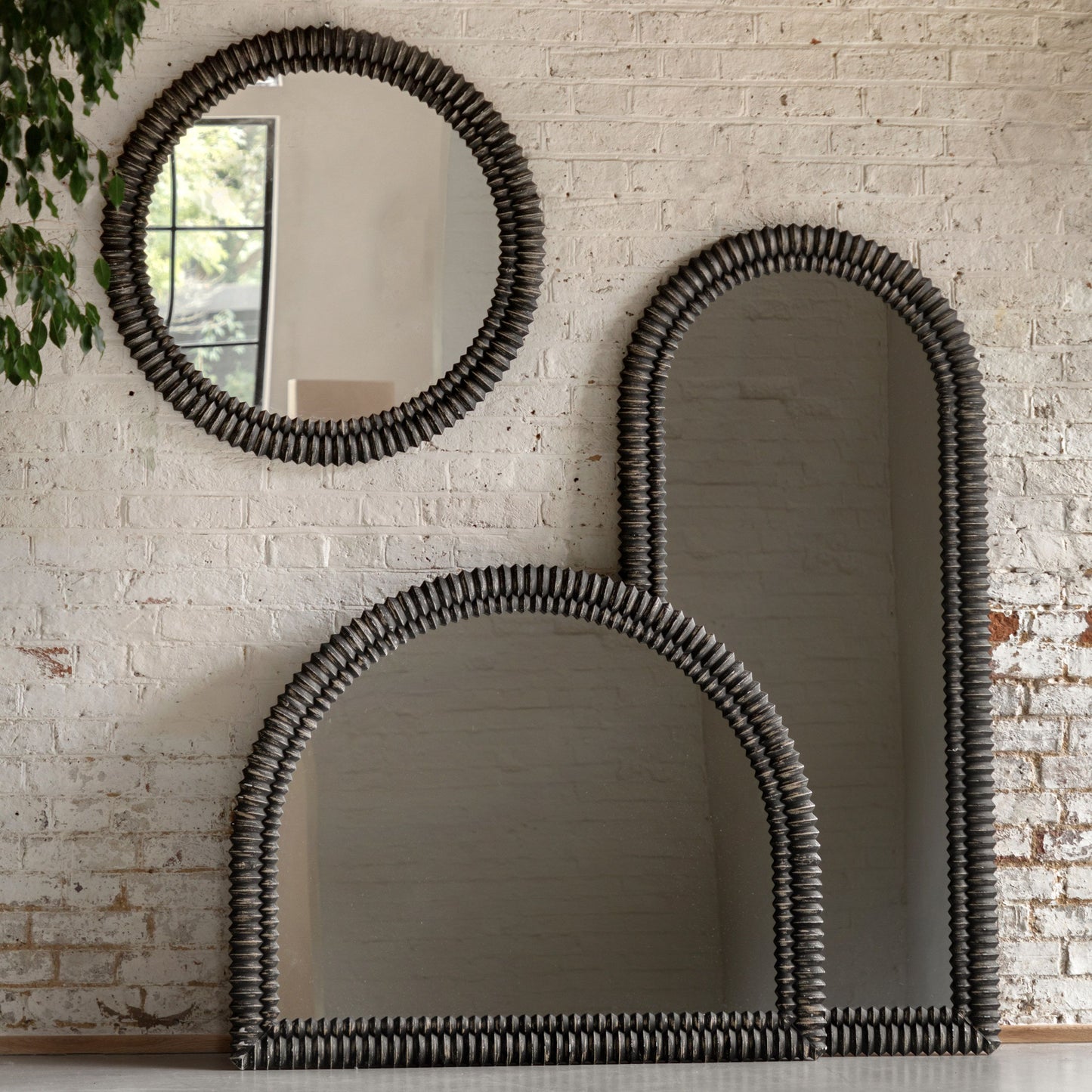 Wycombe Leaner Mirror (Blackwashed)