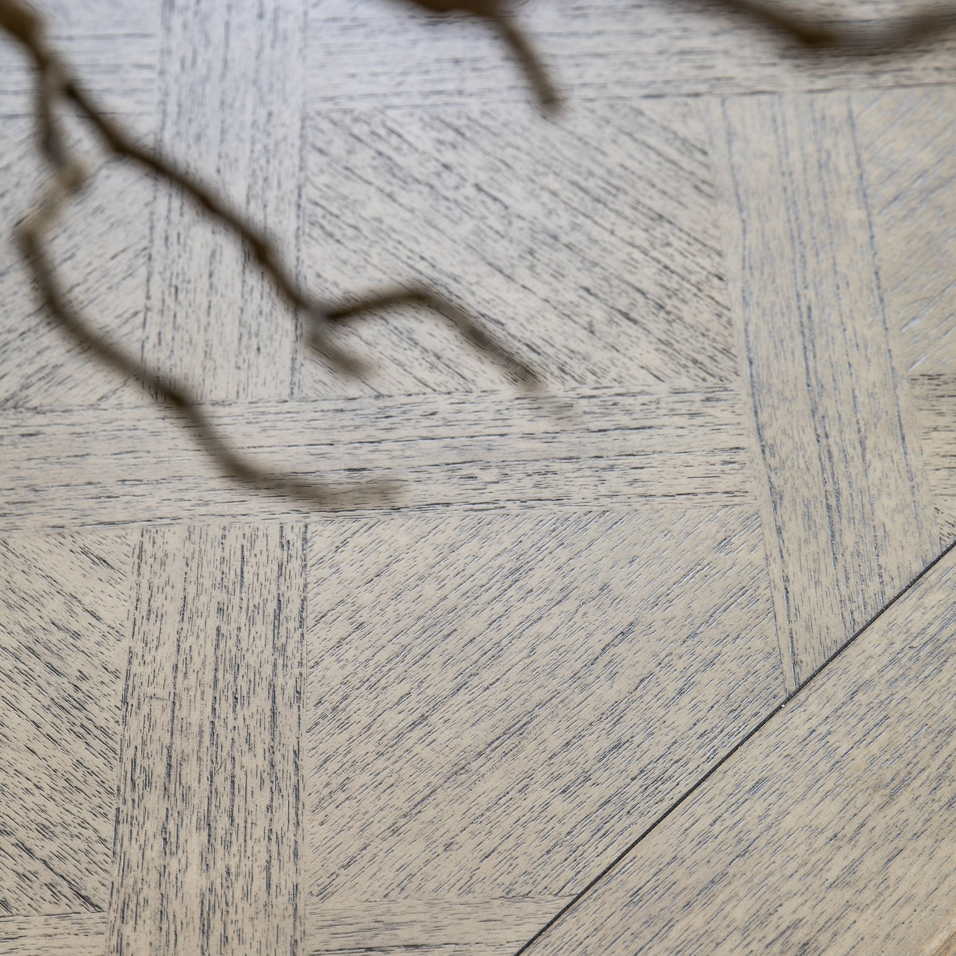 Extending DIning Table