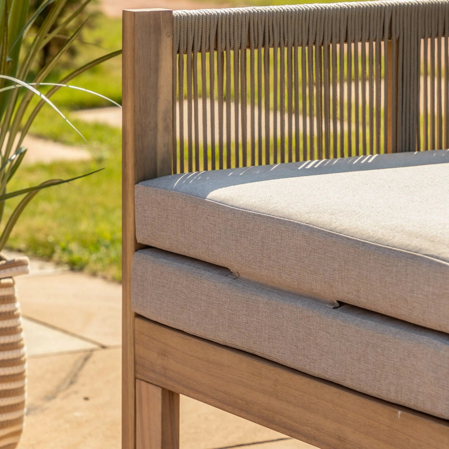 Fairfield Pull Out Sofa