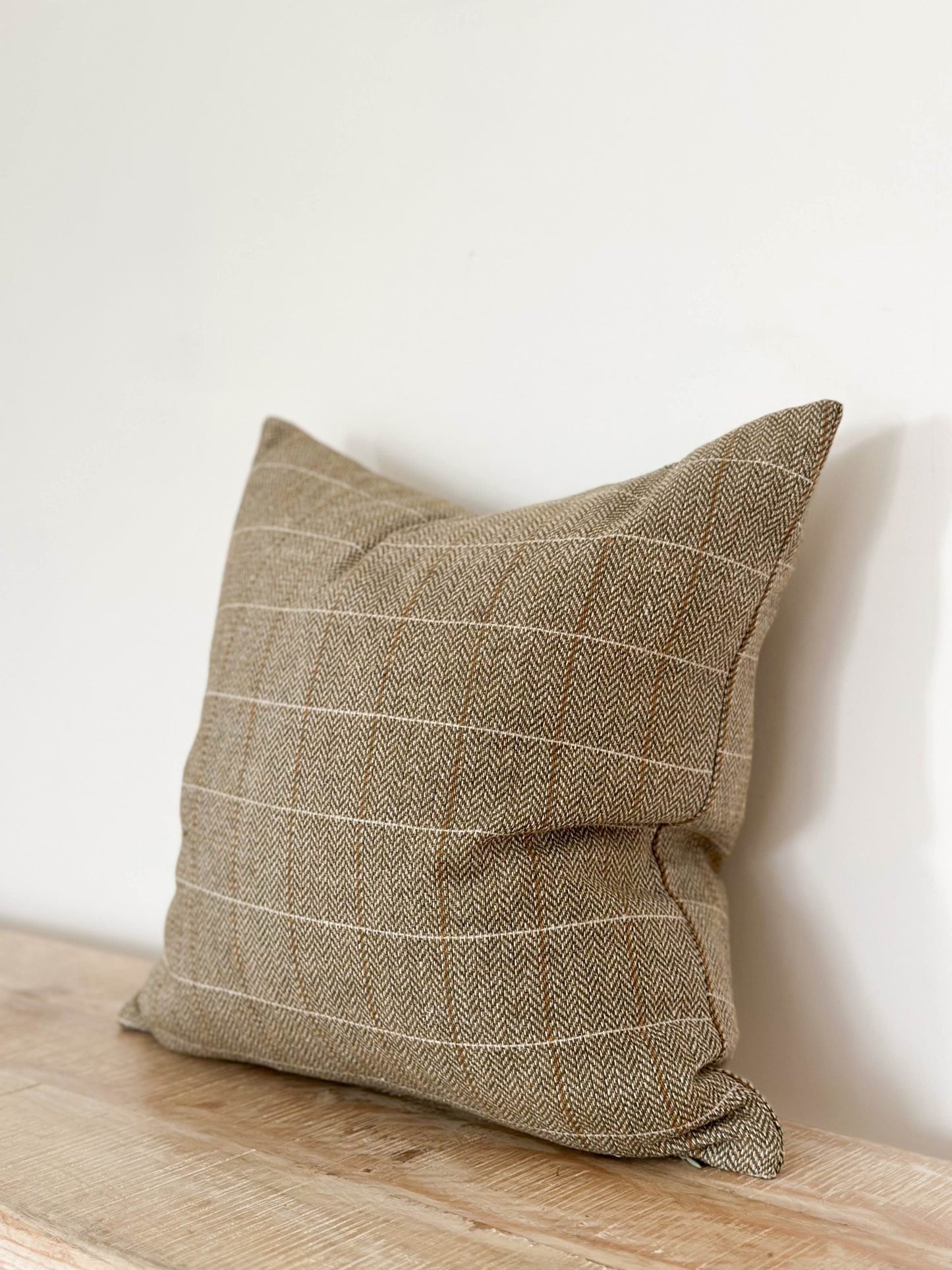 Essie Cushion Cover (45x45cm)