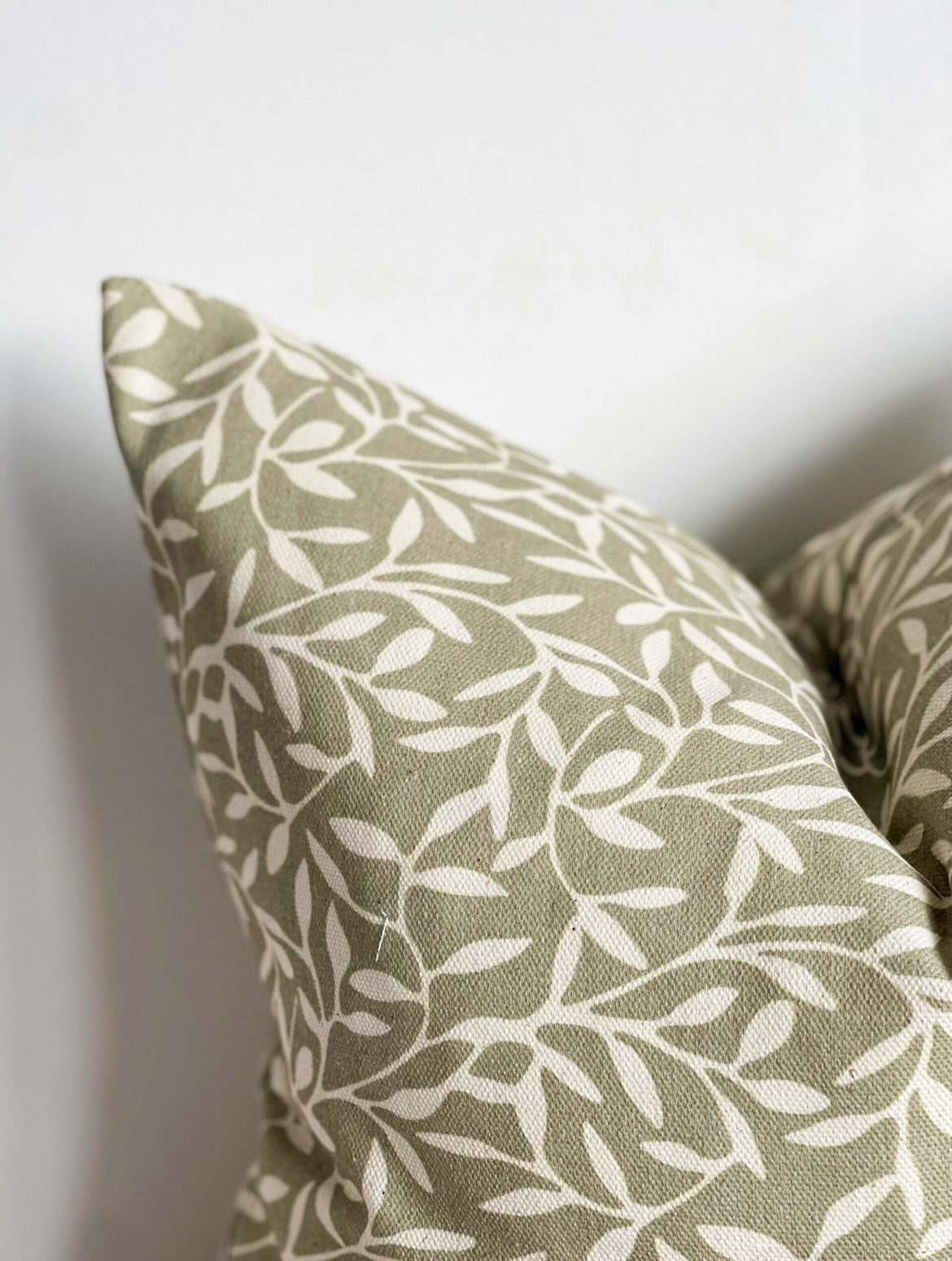 Olive Leaf Print Cushion Cover (45x45cm)