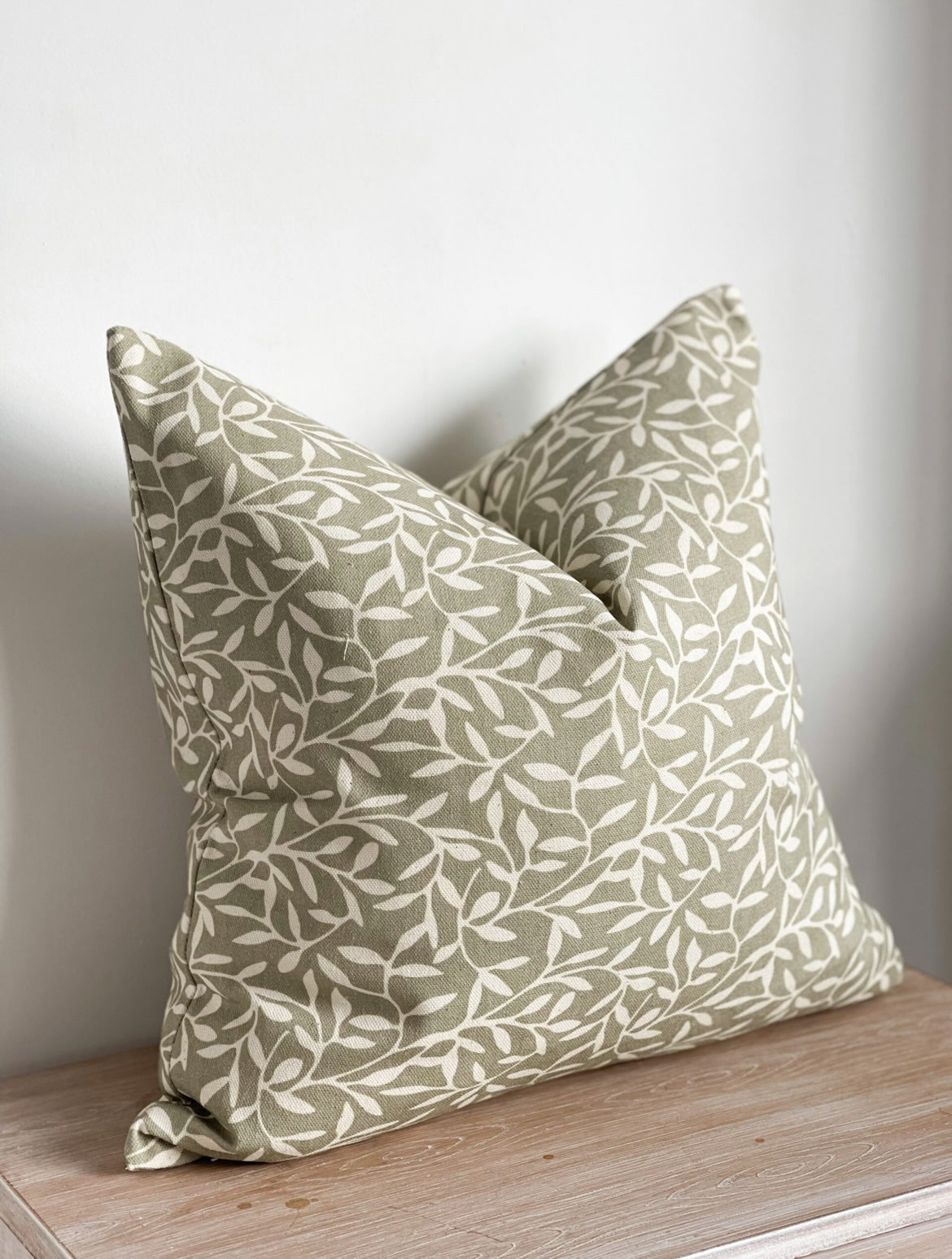 Olive Leaf Print Cushion Cover (45x45cm)