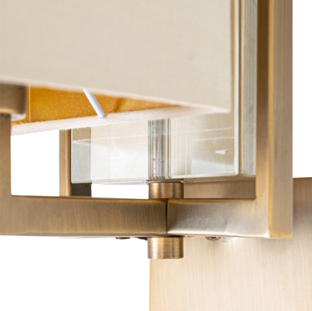 Wallis Wall Light