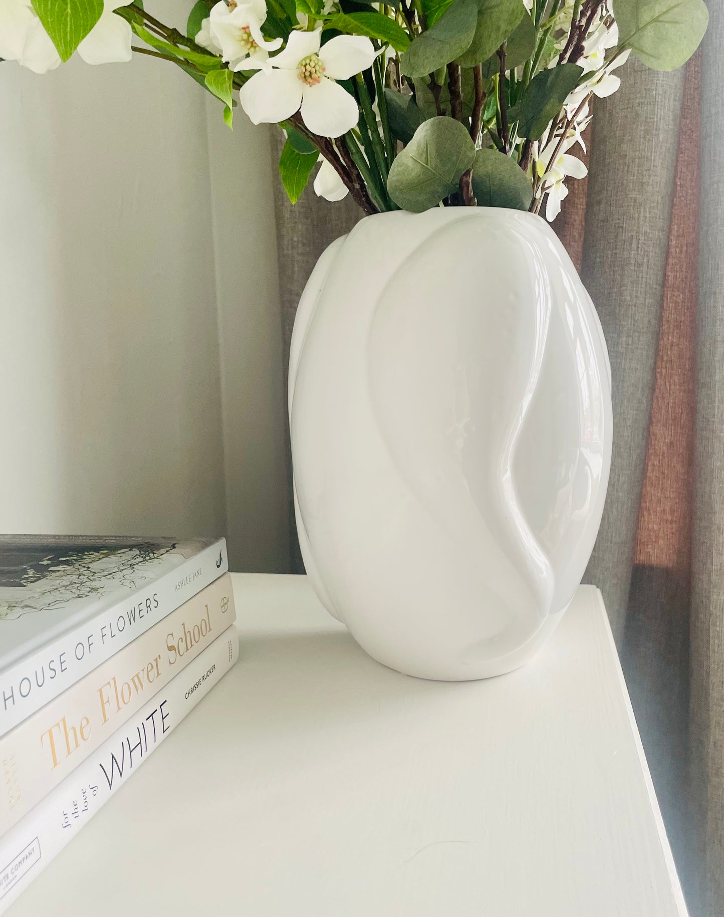 Penny White Vase (Large)