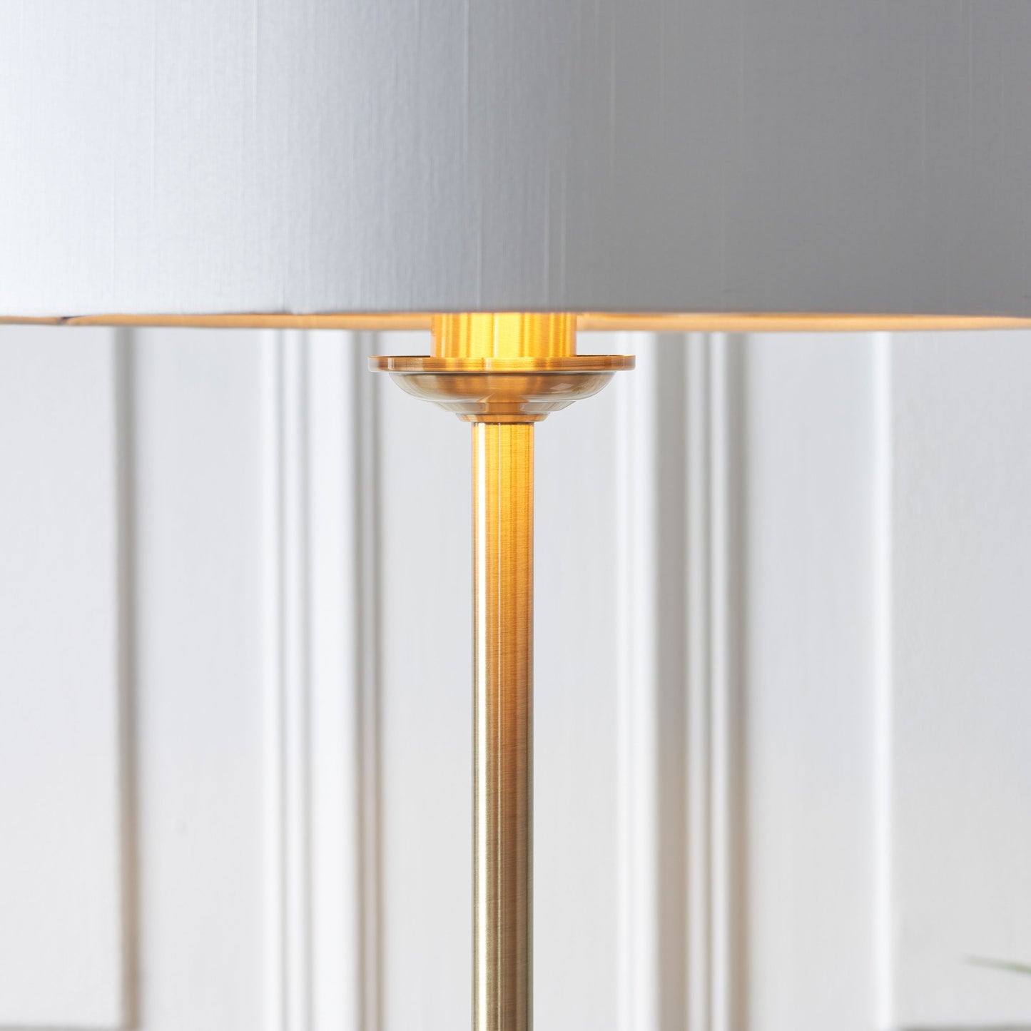 Galway Floor Lamp (Antique Brass)