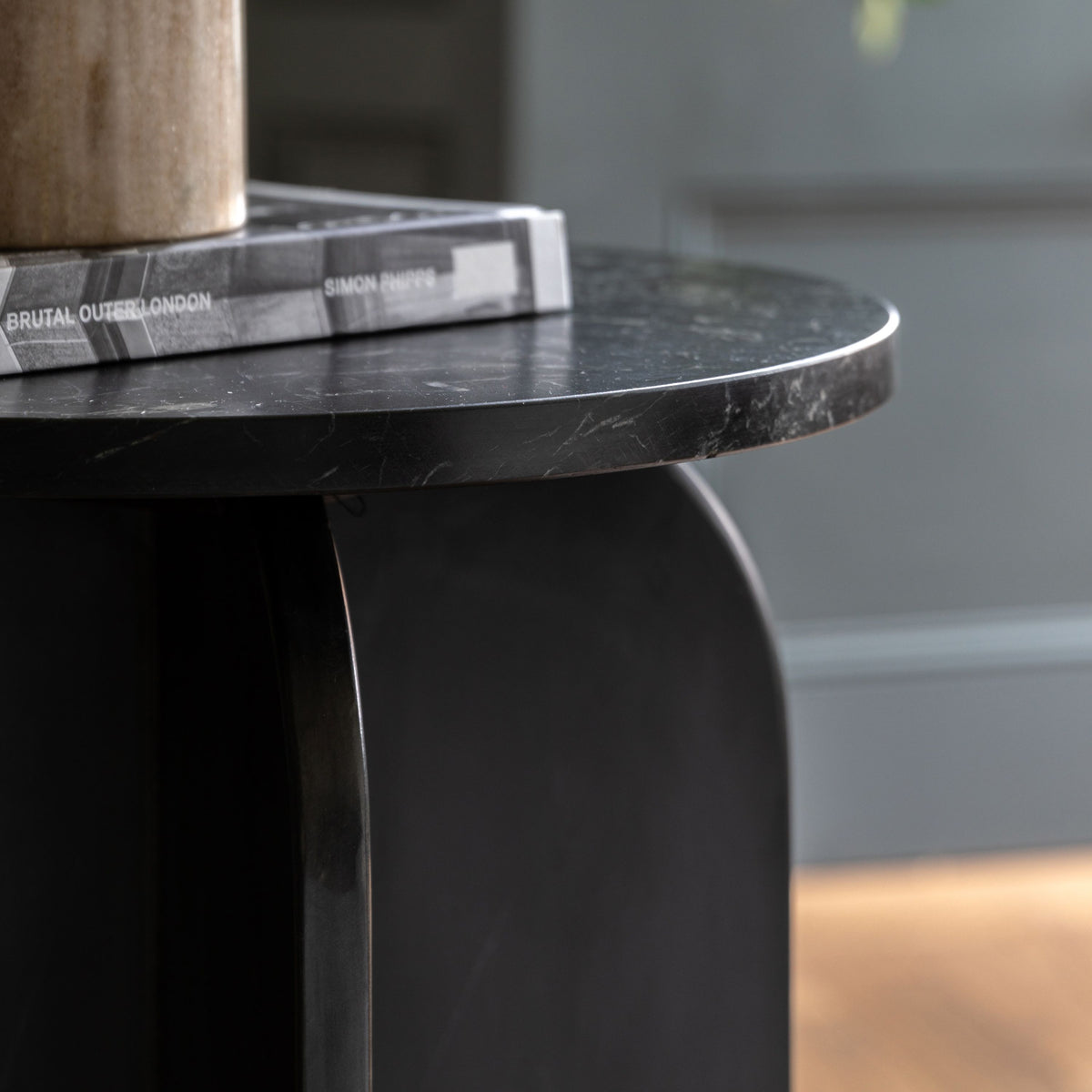 Farini Marble Side Table (Black)