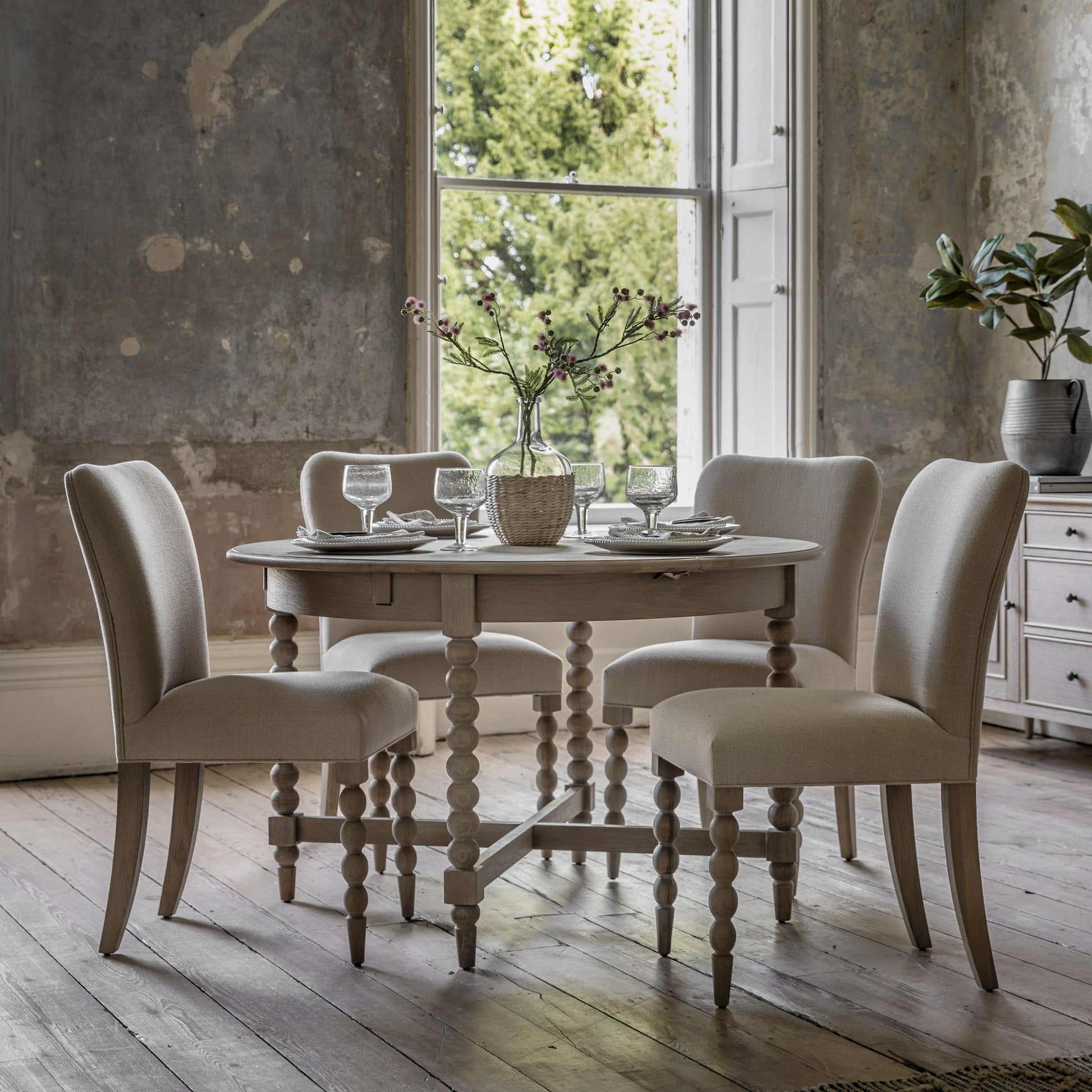 Round Dining Table with Bobbin Detail