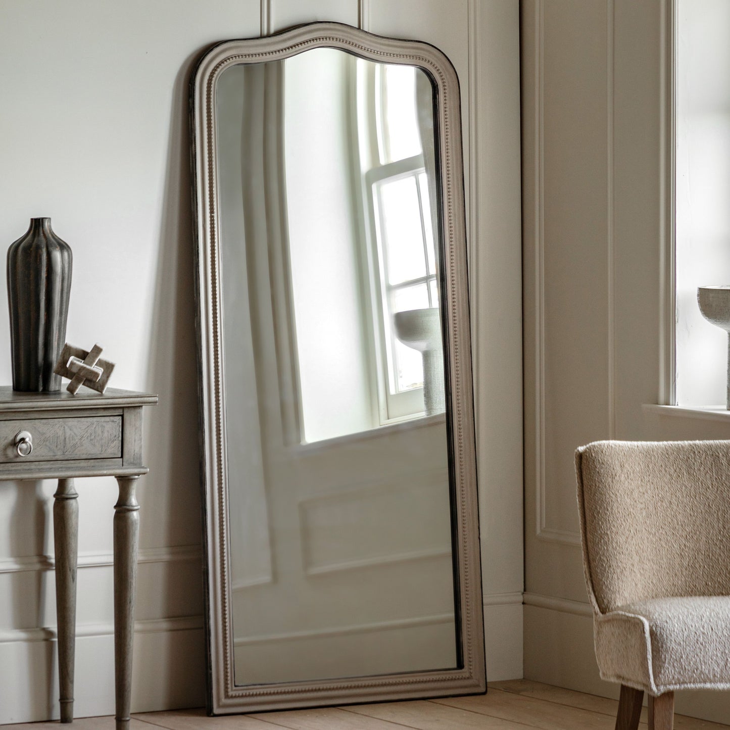 Hargrove Leaner Mirror