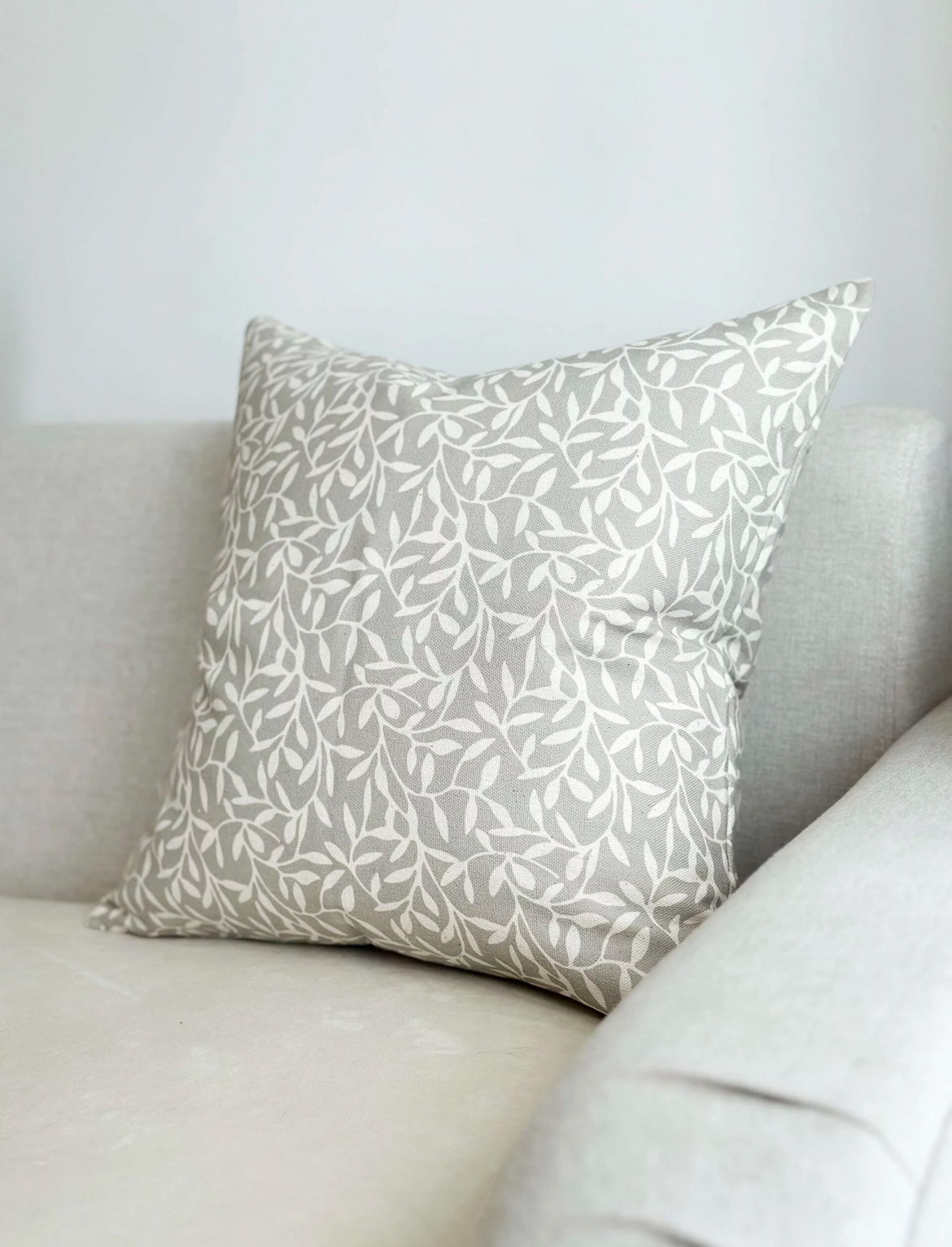 Grey Leaf Print Cushion Cover (45x45cm)