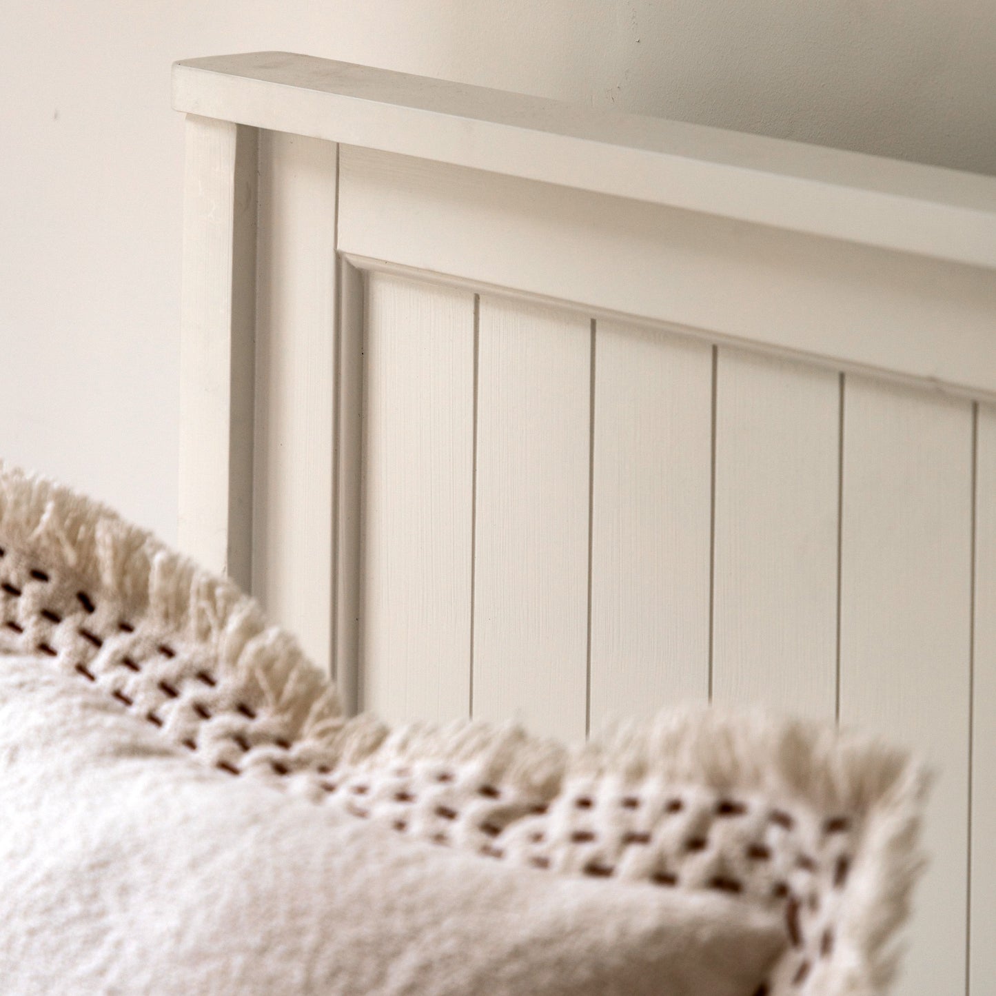 Hedley King Bed