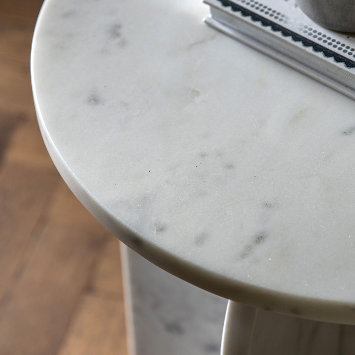 Farini Marble Side Table (White)