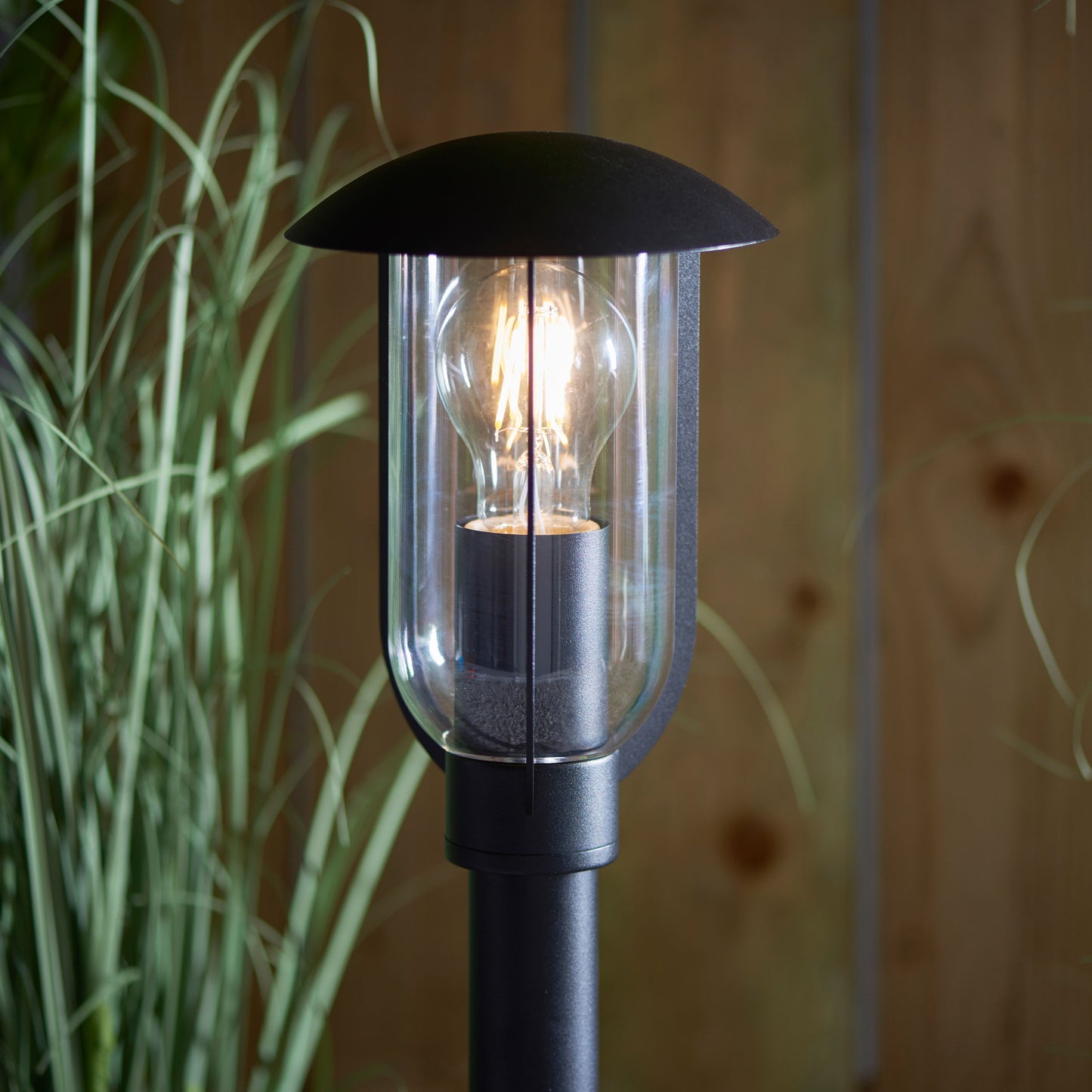 Quinlan Outdoor Post Light