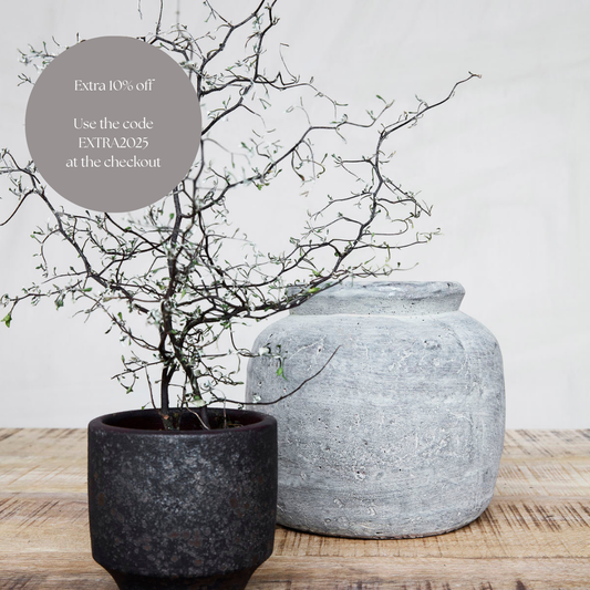 Henley Concrete Vase (Small)
