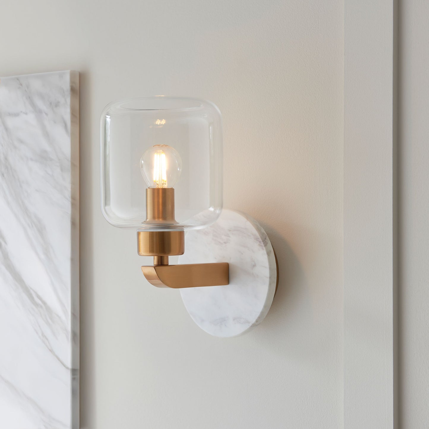 Sheridan Wall Light (White)