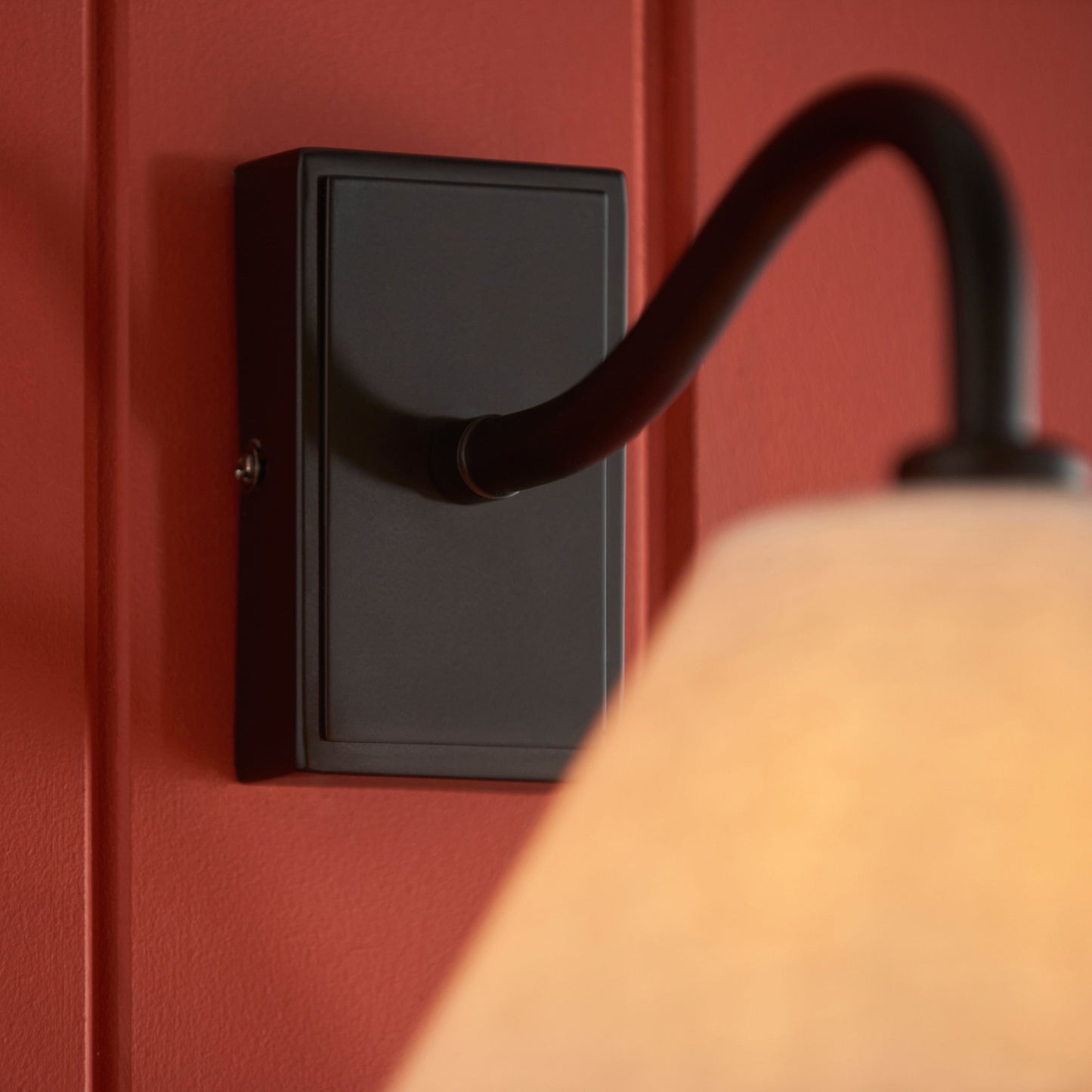 Evans Wall Light (Matt Black)