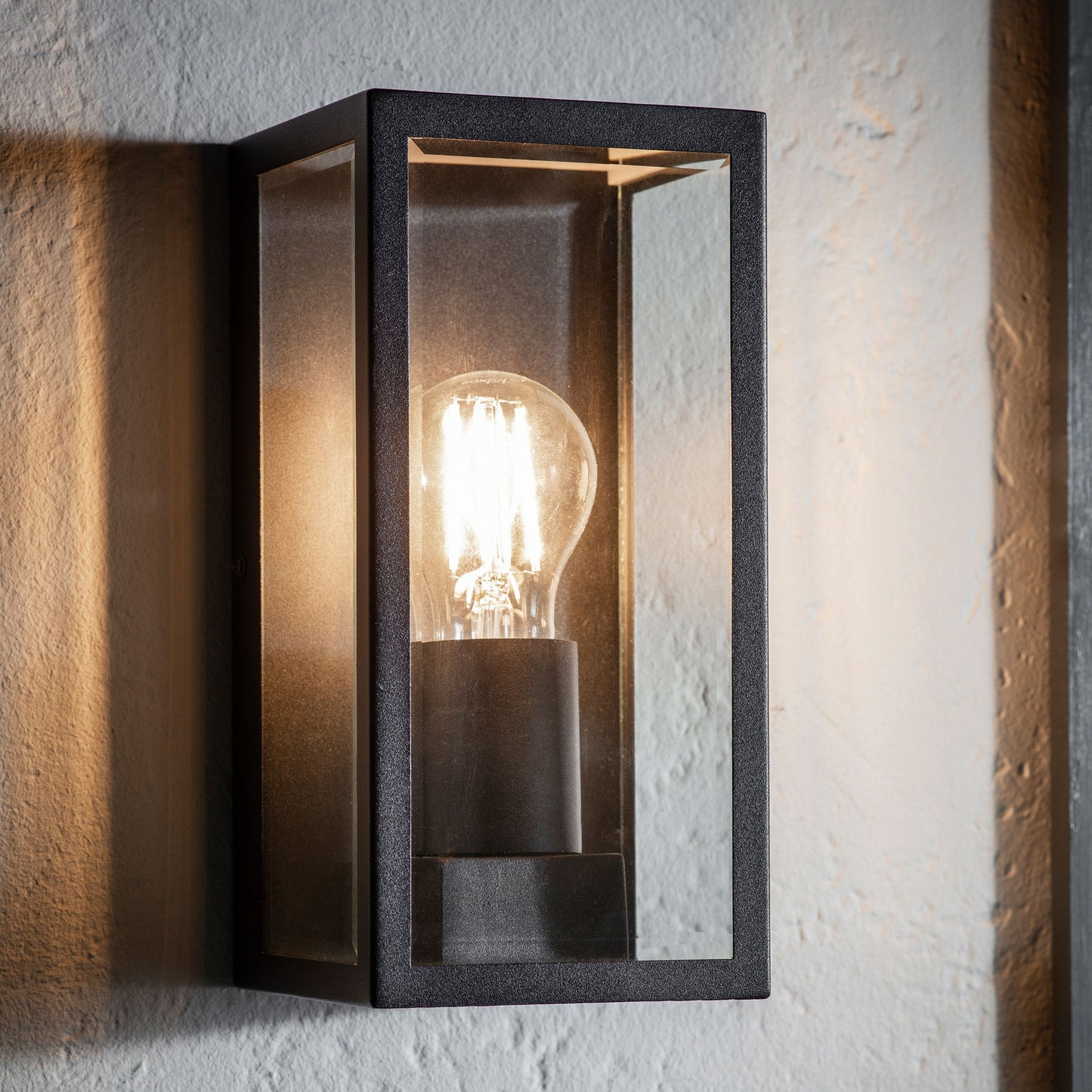 Wolford Outdoor Wall Light (Matt Black)