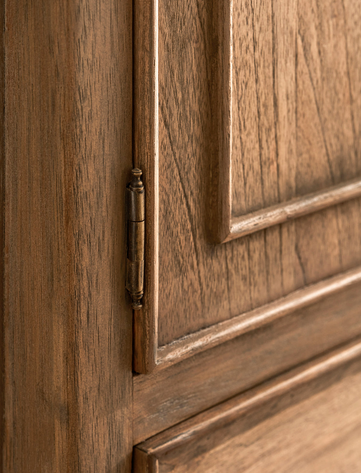 Chesterton Double Wardrobe - Bayur Wood, Natural