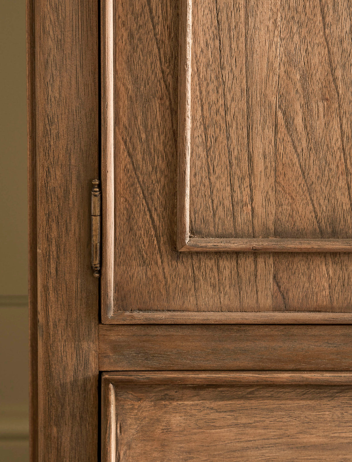 Chesterton Double Wardrobe - Bayur Wood, Natural