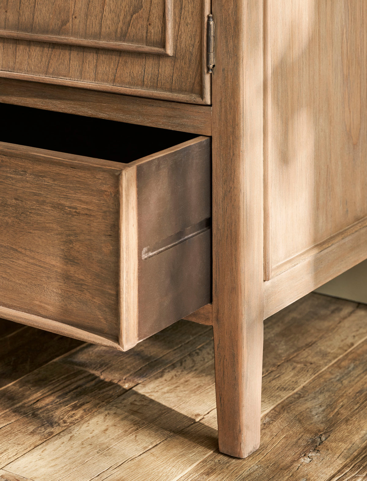 Chesterton Double Wardrobe - Bayur Wood, Natural