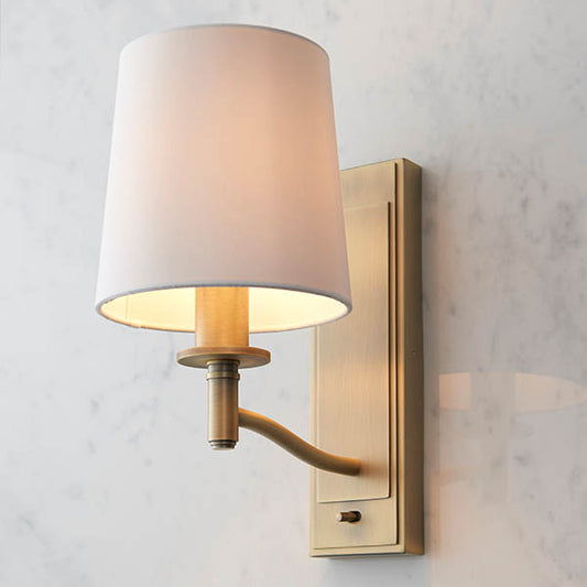 Colton Wall Light (Antique Brass)