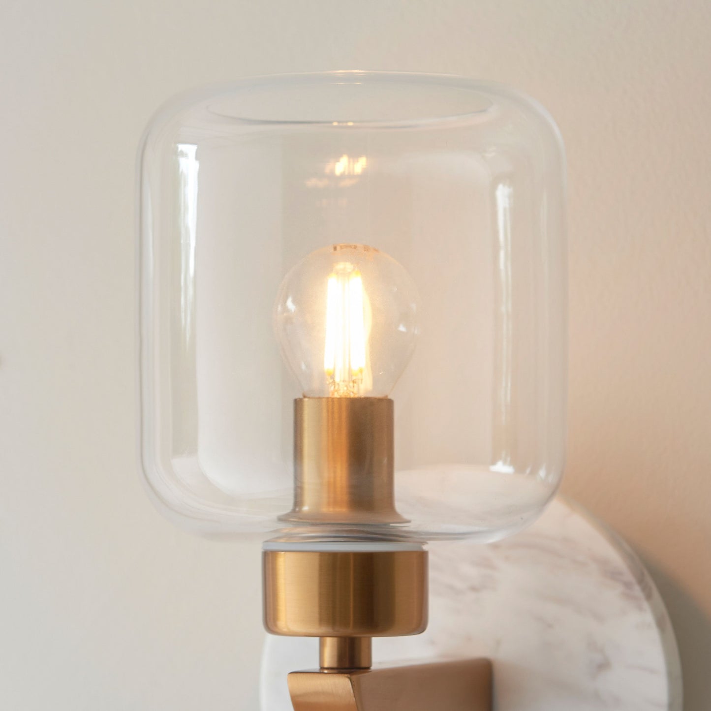 Sheridan Wall Light (White)