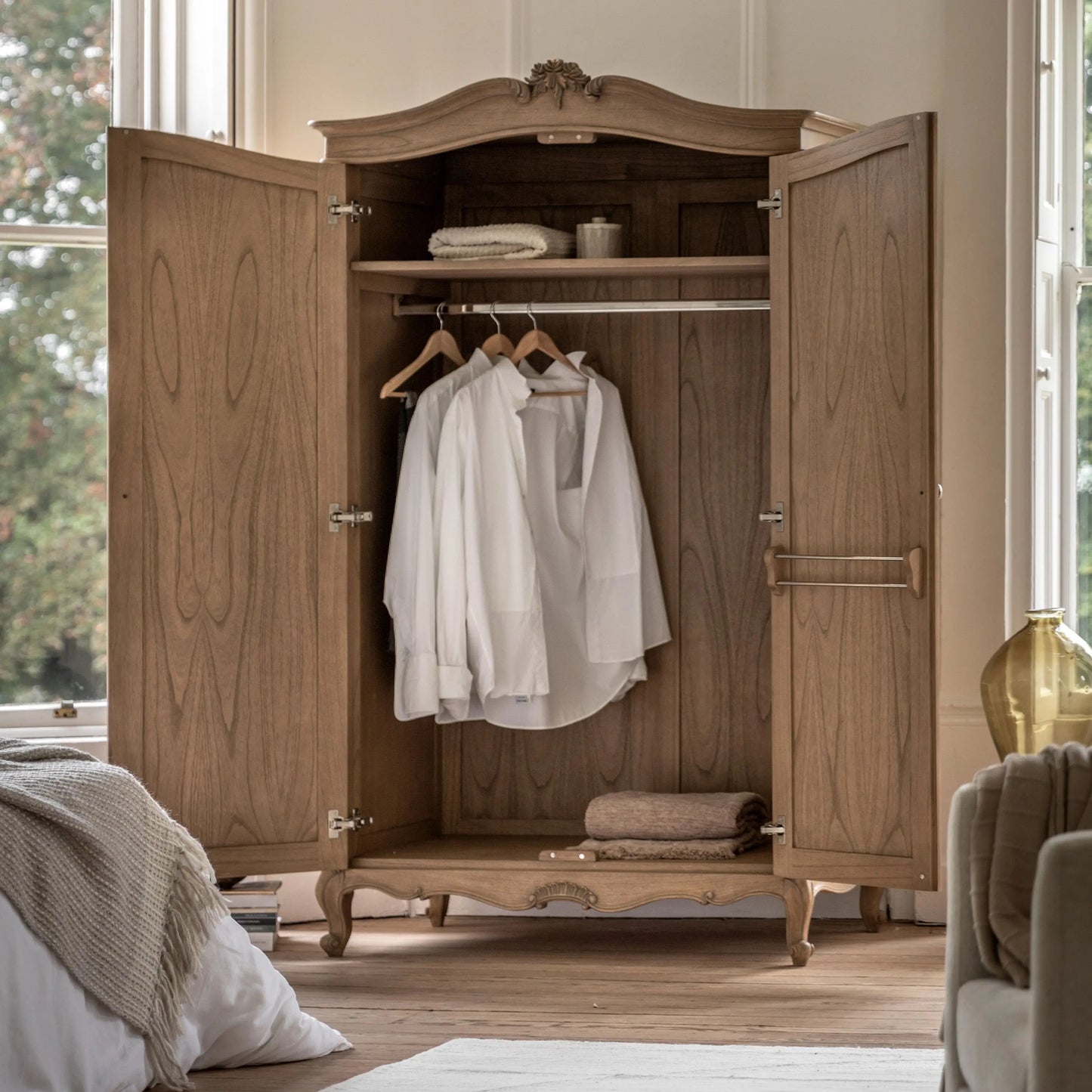 Wesley Wardrobe