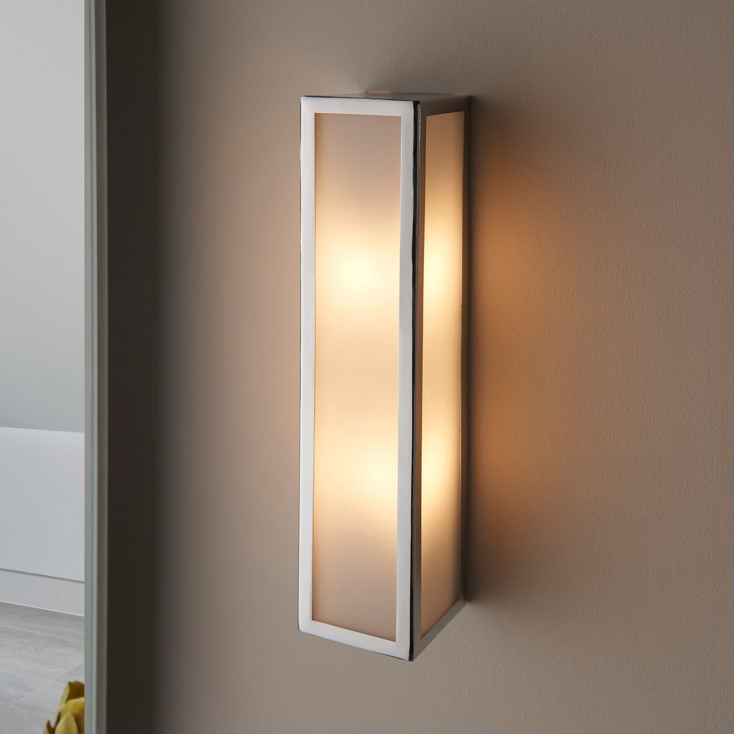 Marlowe Bathroom Wall Light (Frosted)