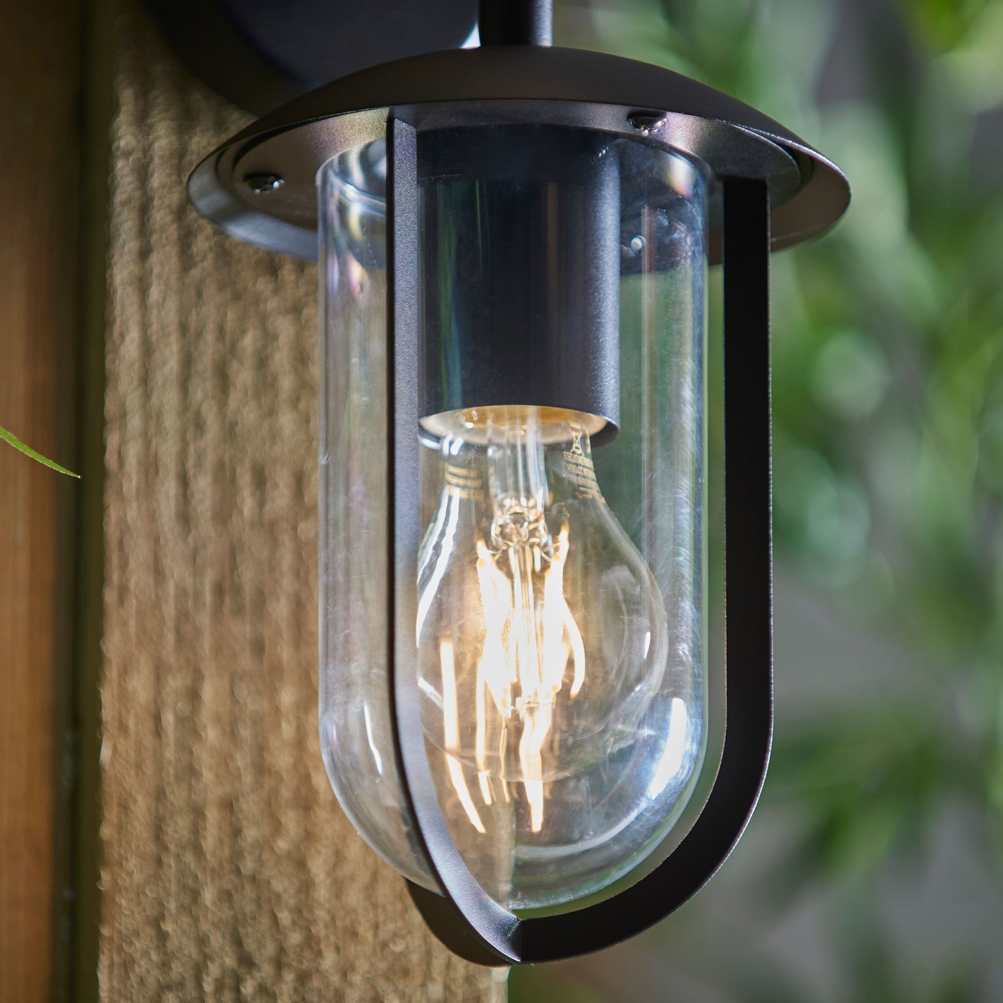 Quinlan Outdoor Wall Light