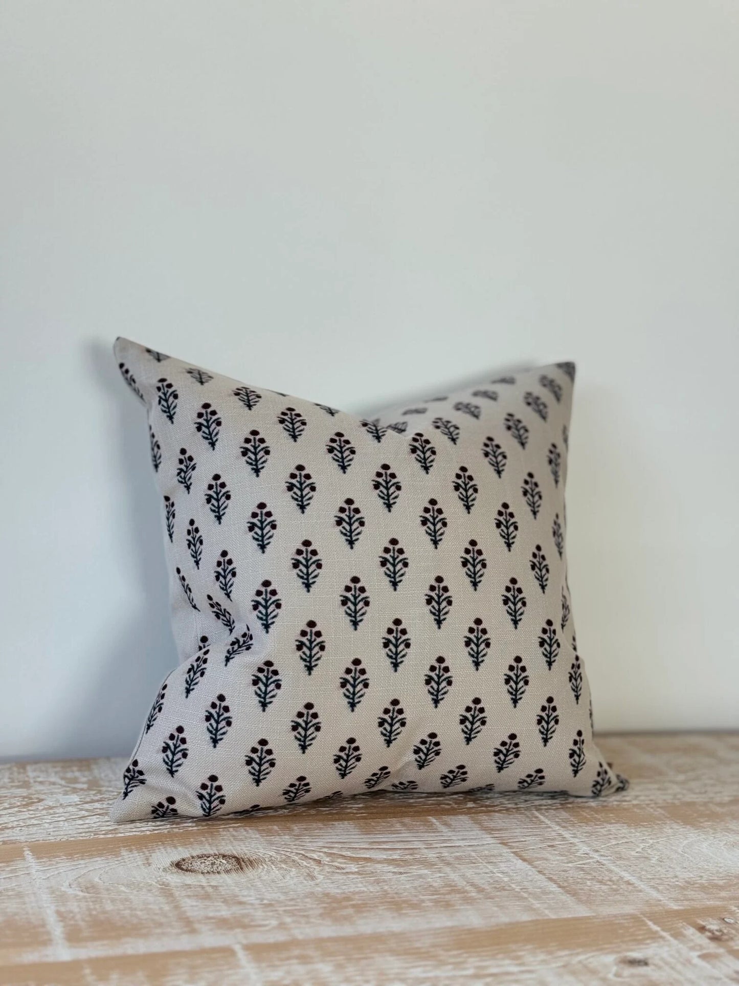 Iris Cushion Cover (45x45cm)