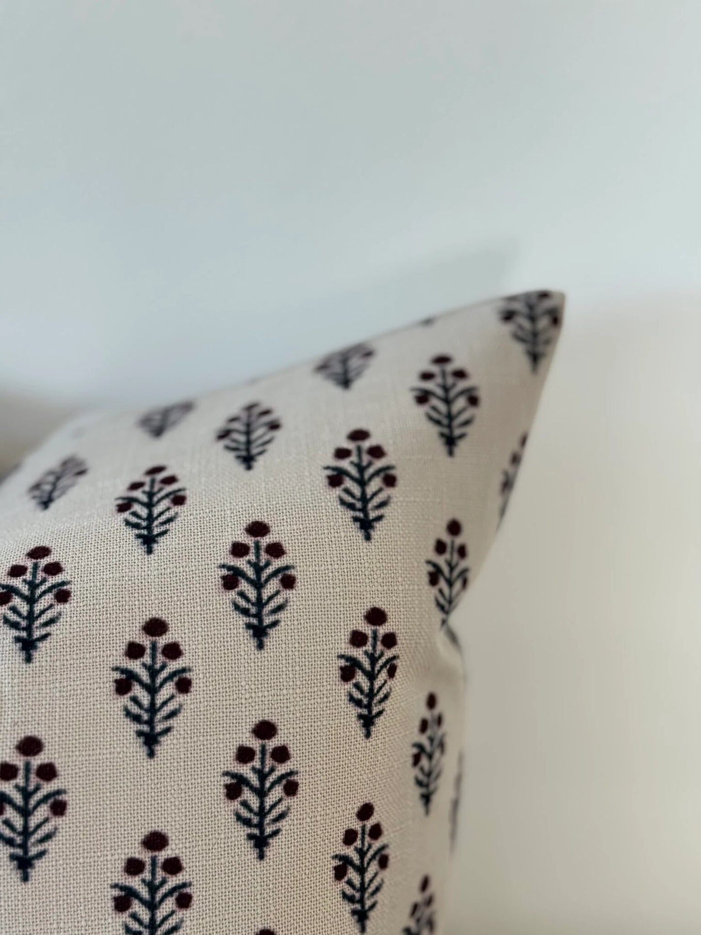 Iris Cushion Cover (45x45cm)
